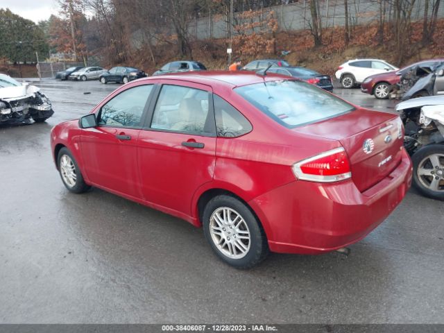 Photo 2 VIN: 1FAHP3FN6BW101830 - FORD FOCUS 