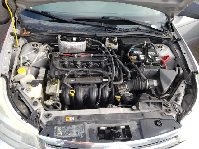 Photo 6 VIN: 1FAHP3FN6BW105330 - FORD FOCUS SE 