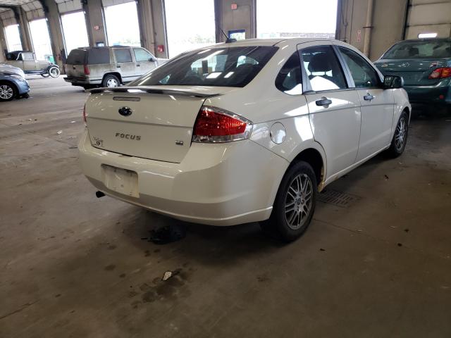 Photo 3 VIN: 1FAHP3FN6BW112732 - FORD FOCUS SE 