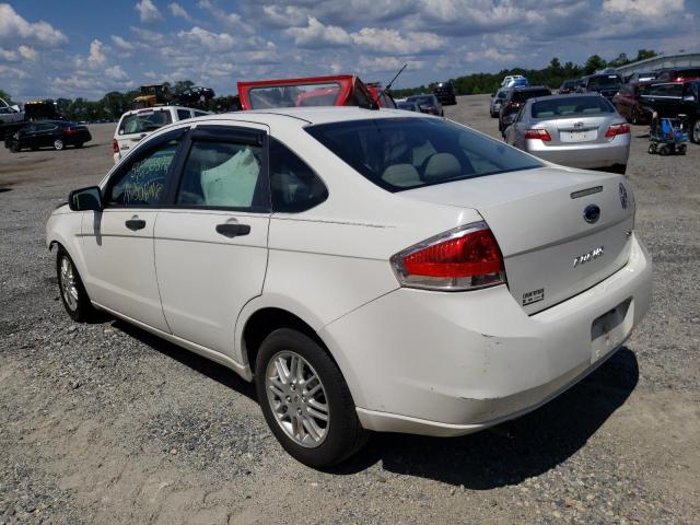 Photo 2 VIN: 1FAHP3FN6BW124654 - FORD FOCUS SE 