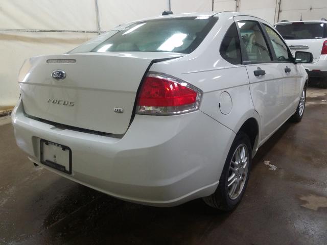 Photo 3 VIN: 1FAHP3FN6BW126176 - FORD FOCUS SE 