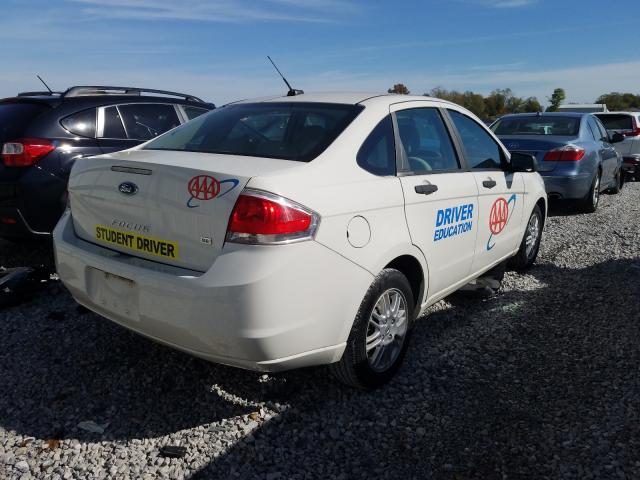 Photo 3 VIN: 1FAHP3FN6BW162322 - FORD FOCUS SE 