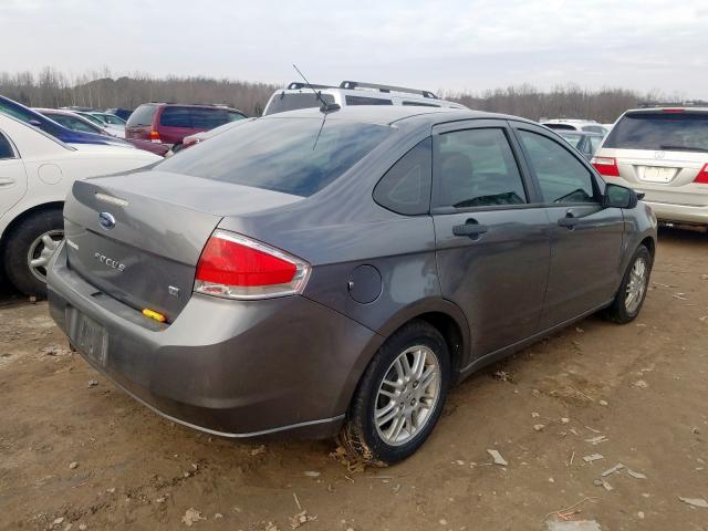 Photo 3 VIN: 1FAHP3FN7AW147584 - FORD FOCUS SE 