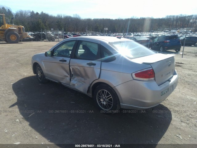 Photo 2 VIN: 1FAHP3FN7AW171948 - FORD FOCUS 