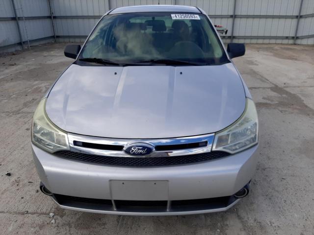 Photo 4 VIN: 1FAHP3FN7AW182268 - FORD FOCUS SE 