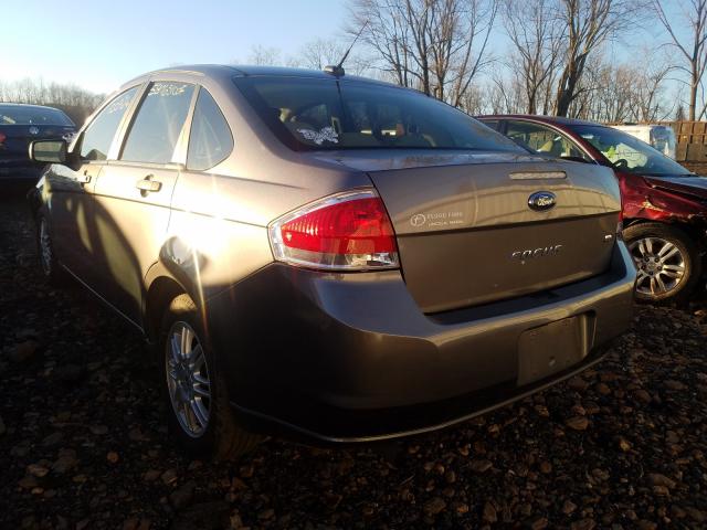 Photo 2 VIN: 1FAHP3FN7AW203815 - FORD FOCUS SE 