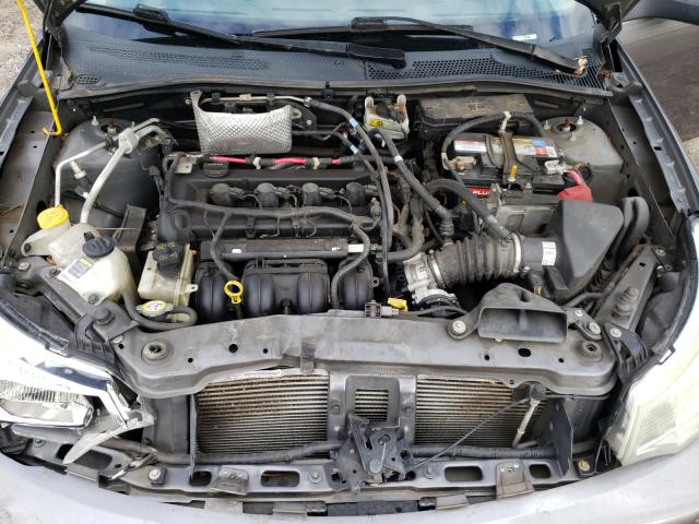 Photo 6 VIN: 1FAHP3FN7AW266610 - FORD FOCUS SE 