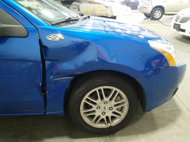 Photo 8 VIN: 1FAHP3FN7BW106910 - FORD FOCUS SE 