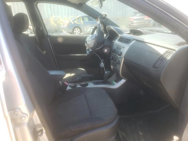 Photo 4 VIN: 1FAHP3FN7BW120872 - FORD FOCUS SE 