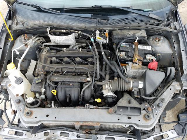 Photo 6 VIN: 1FAHP3FN7BW139440 - FORD FOCUS SE 