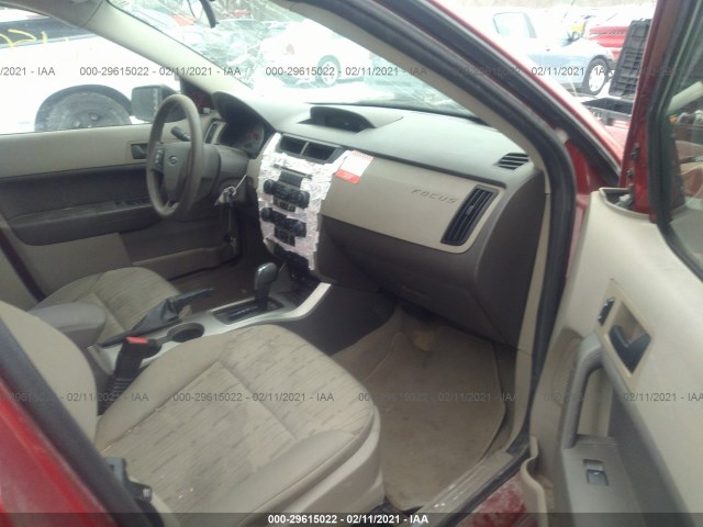 Photo 4 VIN: 1FAHP3FN7BW183101 - FORD FOCUS 