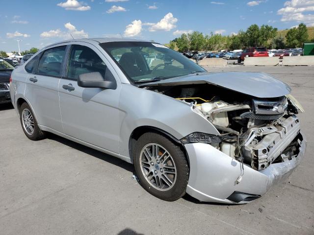 Photo 3 VIN: 1FAHP3FN8AW117168 - FORD FOCUS SE 