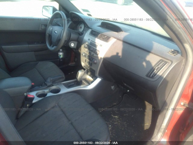 Photo 4 VIN: 1FAHP3FN8AW142524 - FORD FOCUS 