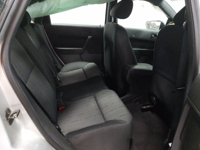 Photo 5 VIN: 1FAHP3FN8AW180657 - FORD FOCUS SE 