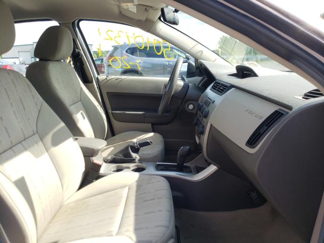 Photo 4 VIN: 1FAHP3FN8AW205735 - FORD FOCUS SE 