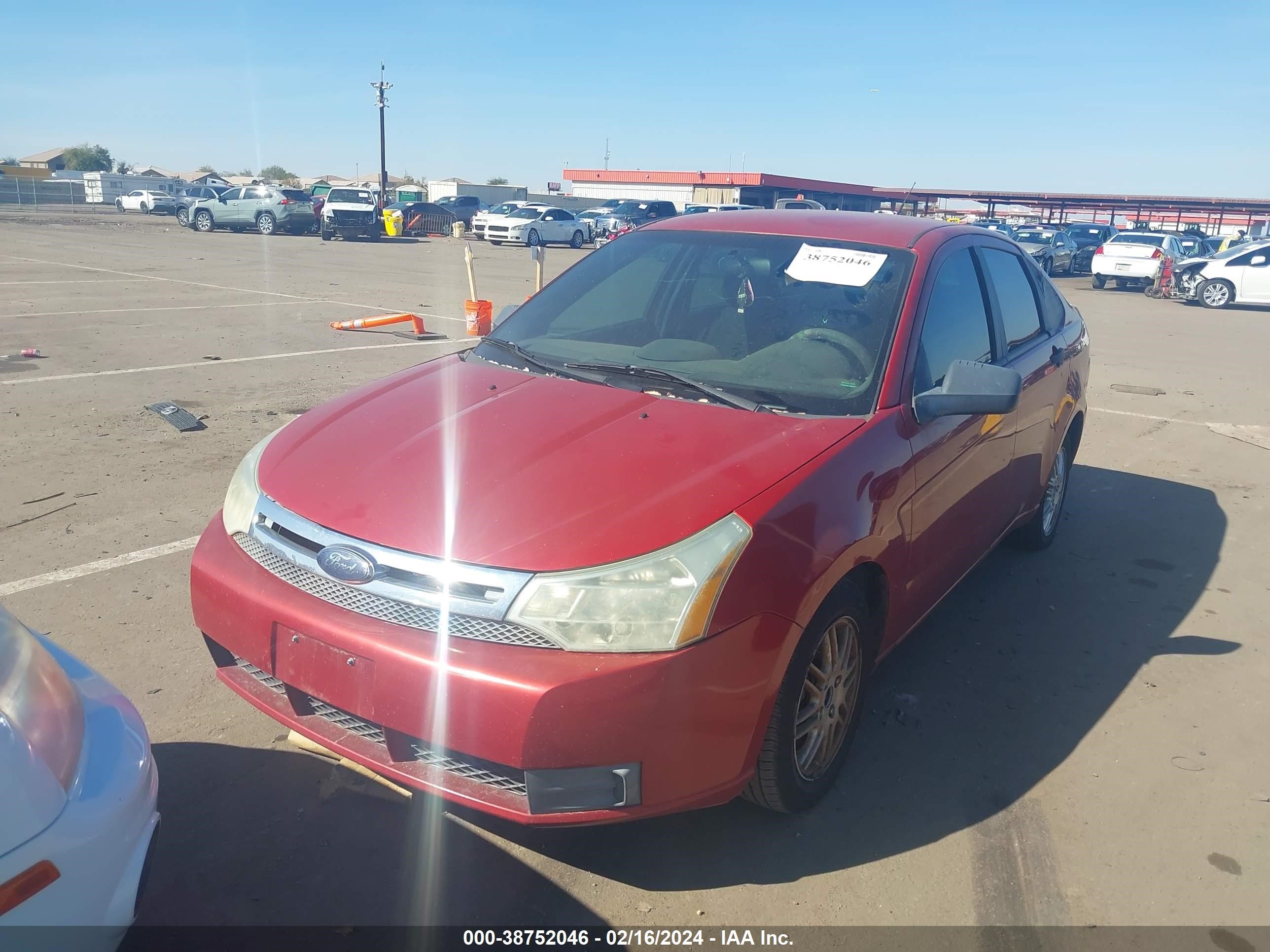 Photo 5 VIN: 1FAHP3FN8AW211406 - FORD FOCUS 