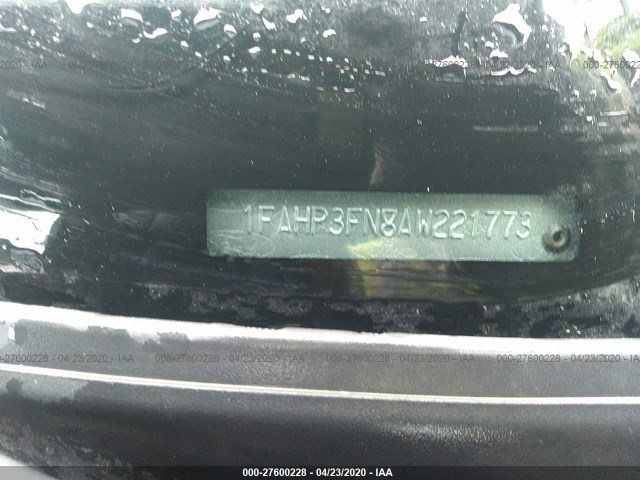 Photo 8 VIN: 1FAHP3FN8AW221773 - FORD FOCUS 