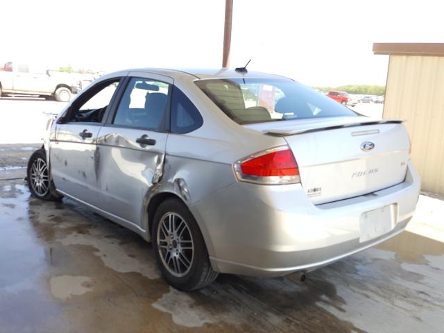 Photo 2 VIN: 1FAHP3FN8AW256779 - FORD FOCUS SE 