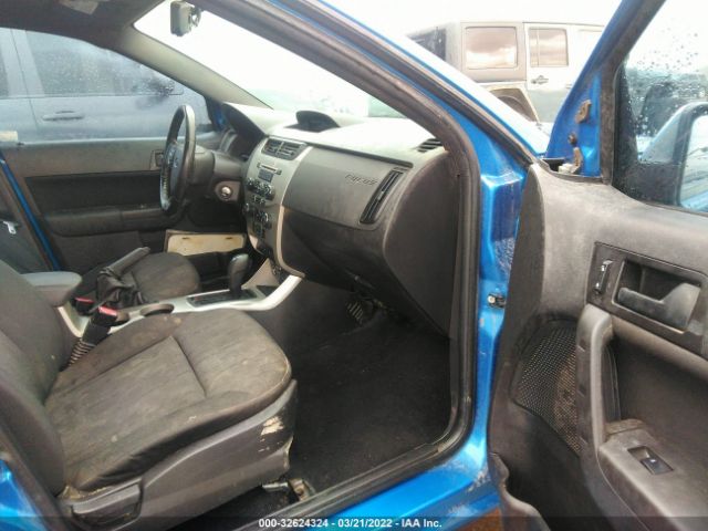 Photo 4 VIN: 1FAHP3FN8AW296327 - FORD FOCUS 