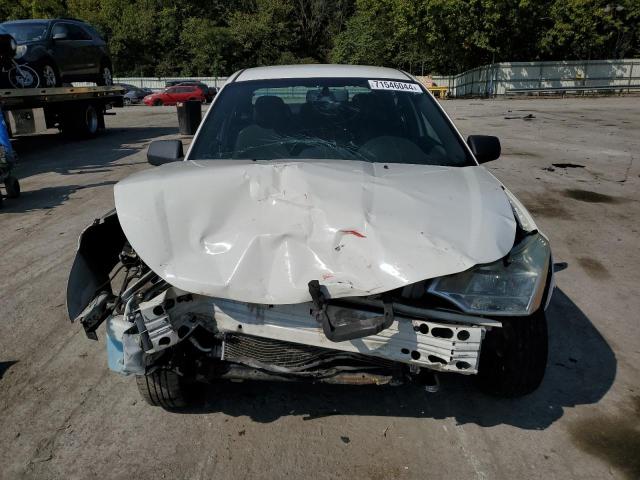 Photo 4 VIN: 1FAHP3FN8BW105779 - FORD FOCUS SE 