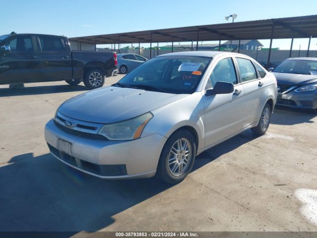 Photo 1 VIN: 1FAHP3FN8BW112201 - FORD FOCUS 