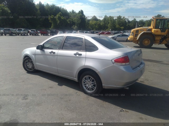 Photo 2 VIN: 1FAHP3FN8BW117107 - FORD FOCUS 