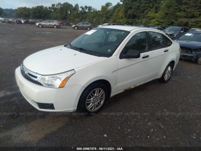 Photo 1 VIN: 1FAHP3FN8BW120511 - FORD FOCUS 