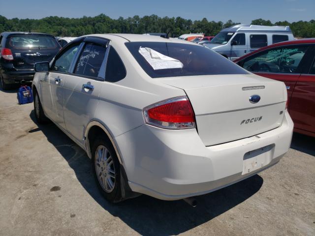 Photo 2 VIN: 1FAHP3FN8BW120797 - FORD FOCUS SE 