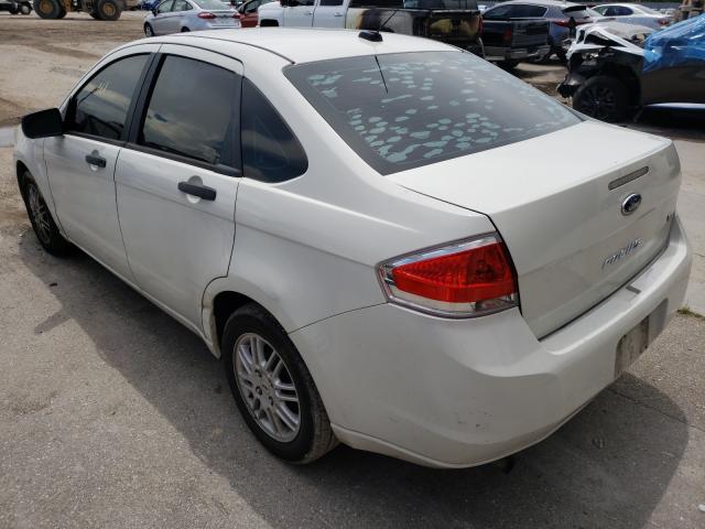 Photo 2 VIN: 1FAHP3FN8BW129094 - FORD FOCUS SE 