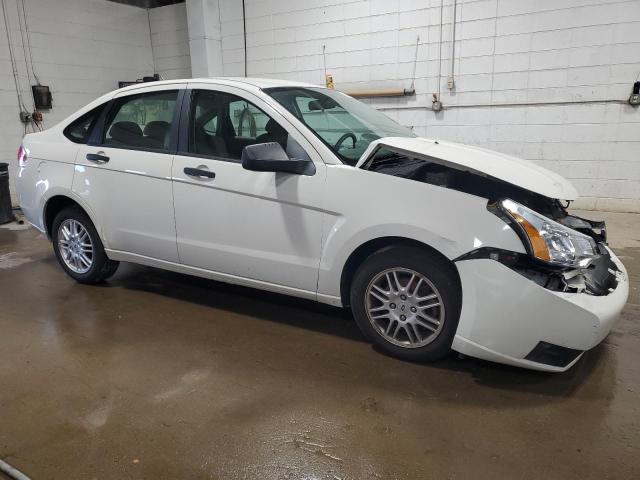 Photo 3 VIN: 1FAHP3FN8BW135168 - FORD FOCUS 