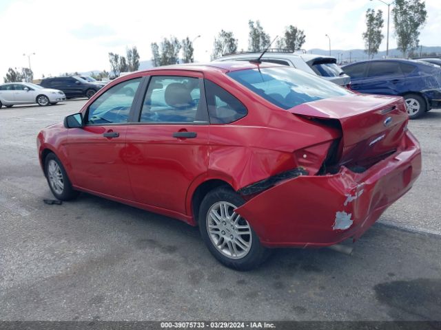 Photo 2 VIN: 1FAHP3FN8BW136403 - FORD FOCUS 