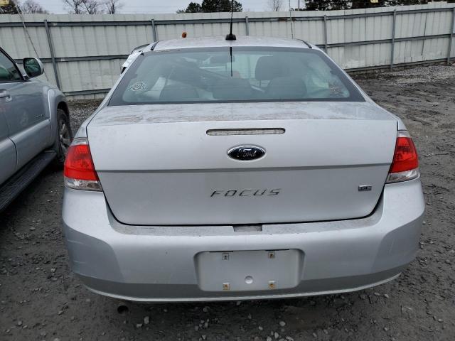 Photo 5 VIN: 1FAHP3FN8BW139978 - FORD FOCUS SE 