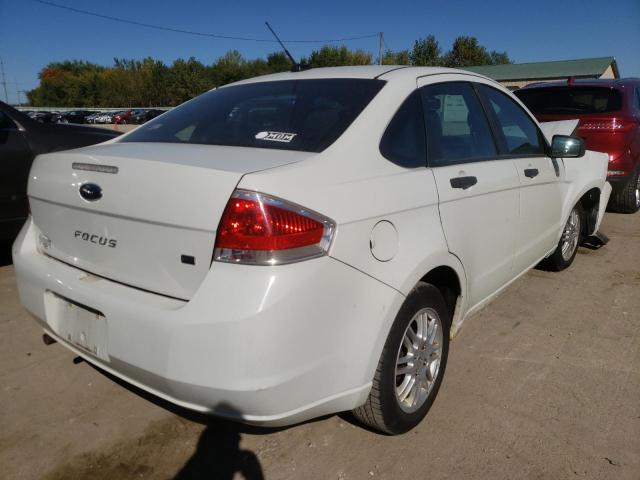 Photo 3 VIN: 1FAHP3FN8BW143819 - FORD FOCUS SE 