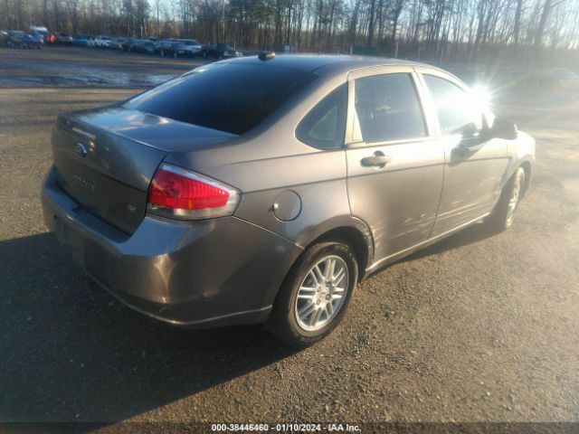 Photo 3 VIN: 1FAHP3FN8BW160409 - FORD FOCUS 