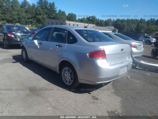 Photo 2 VIN: 1FAHP3FN8BW168204 - FORD FOCUS 