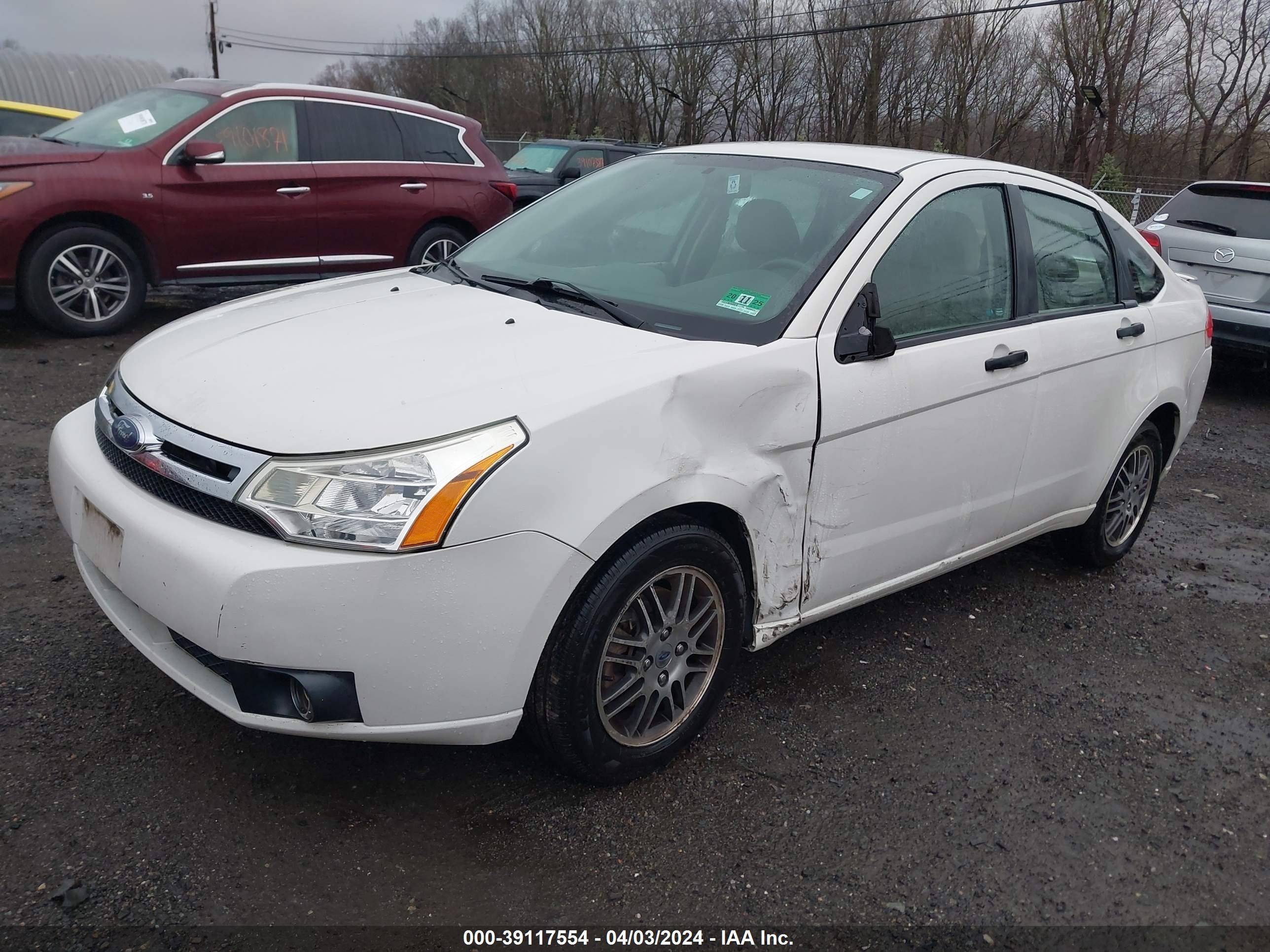 Photo 5 VIN: 1FAHP3FN9AW104641 - FORD FOCUS 