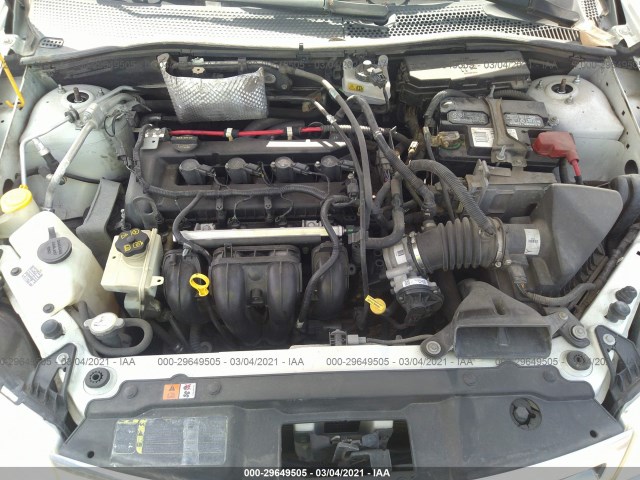 Photo 9 VIN: 1FAHP3FN9AW111461 - FORD FOCUS 