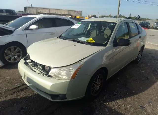 Photo 1 VIN: 1FAHP3FN9AW121780 - FORD FOCUS 