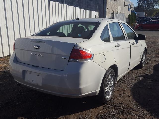 Photo 3 VIN: 1FAHP3FN9AW127806 - FORD FOCUS SE 