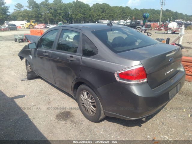 Photo 2 VIN: 1FAHP3FN9AW226190 - FORD FOCUS 