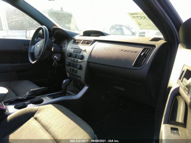 Photo 4 VIN: 1FAHP3FN9AW229414 - FORD FOCUS 