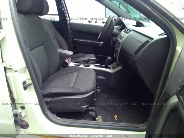 Photo 4 VIN: 1FAHP3FN9AW240283 - FORD FOCUS 