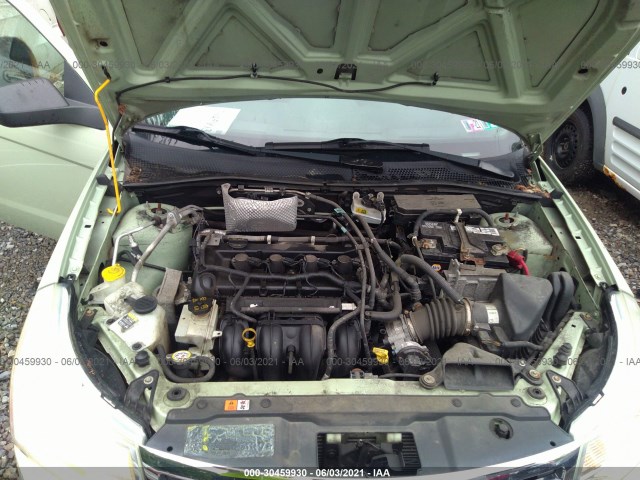 Photo 9 VIN: 1FAHP3FN9AW240283 - FORD FOCUS 