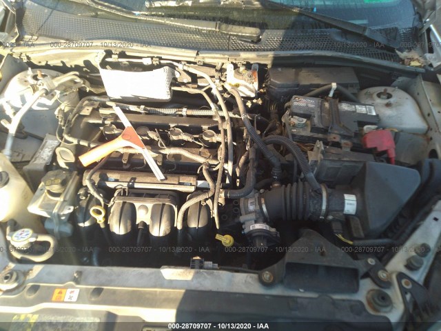 Photo 9 VIN: 1FAHP3FN9AW252076 - FORD FOCUS 