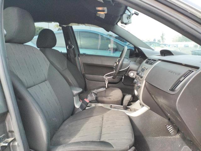 Photo 4 VIN: 1FAHP3FN9AW257469 - FORD FOCUS SE 