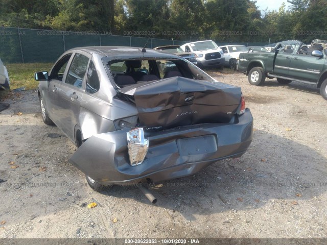 Photo 2 VIN: 1FAHP3FN9AW258153 - FORD FOCUS 