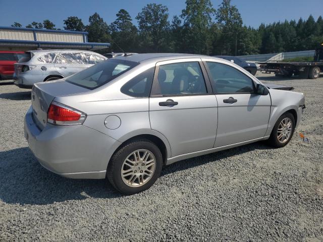 Photo 2 VIN: 1FAHP3FN9AW266611 - FORD FOCUS SE 