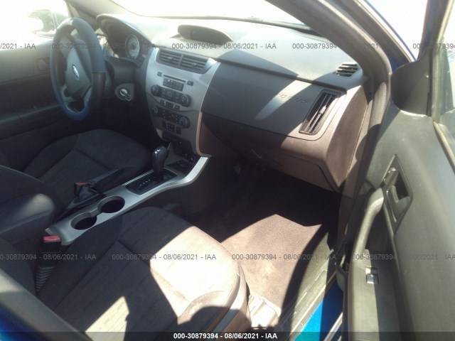 Photo 4 VIN: 1FAHP3FN9AW282016 - FORD FOCUS 