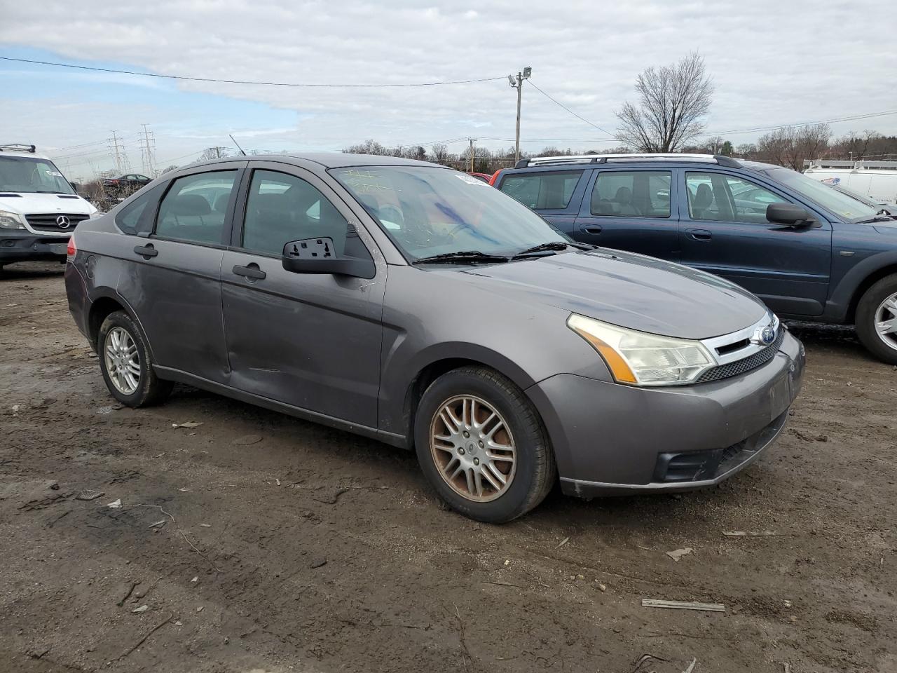 Photo 3 VIN: 1FAHP3FN9BW105371 - FORD FOCUS 