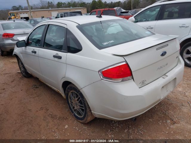 Photo 2 VIN: 1FAHP3FN9BW125880 - FORD FOCUS 